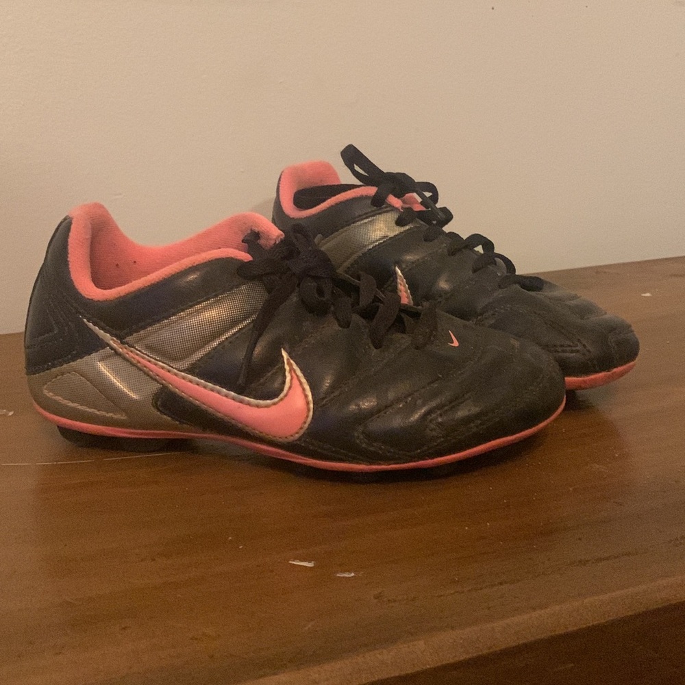 Girls 12c Nike cleats.